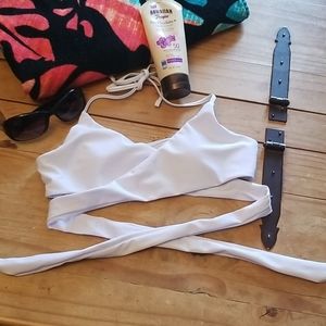 Shein NWOT Criss Cross Wrap Bikinis Top Sm